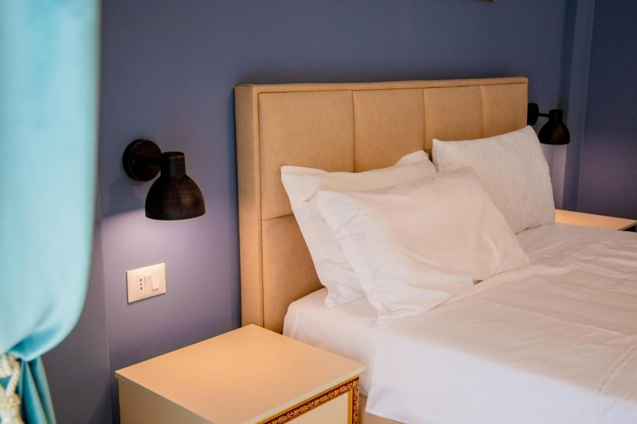 Ajilin Hotel Rooms Korce Esterno foto